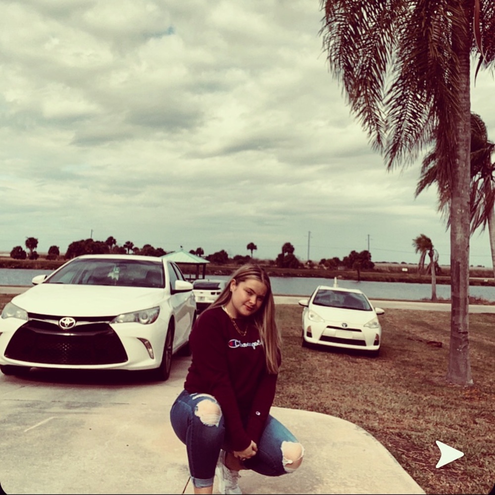 Meet your Posher, Olivia